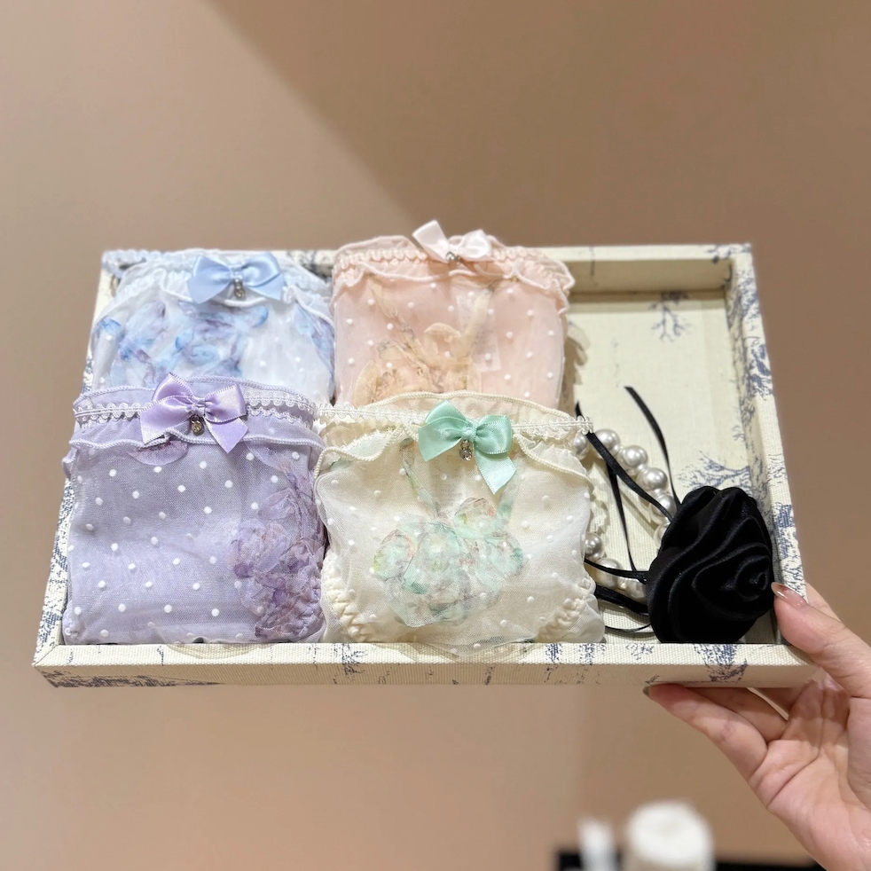 French lace floral comfort underwear~ Pack of 4💖