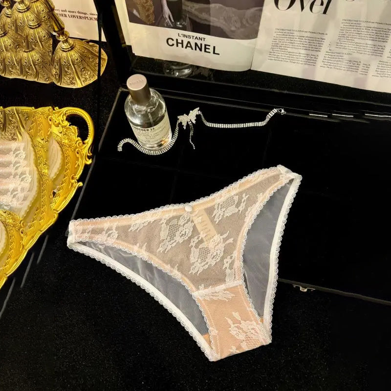 French lace embroidered delicate underwear - 5 pieces set